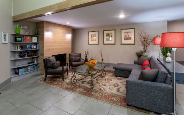 Country Inn & Suites by Radisson, Fargo, ND