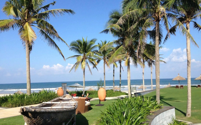IDC White House Ocean Villa Da Nang