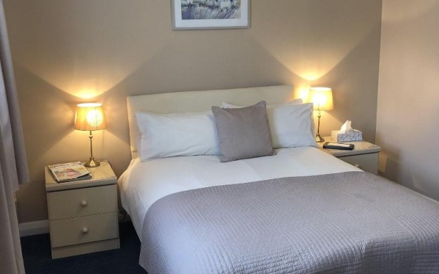 Newent Golf Club & Lodges