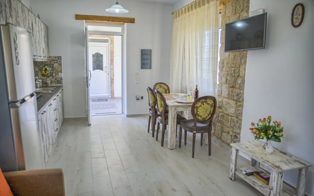 Haraki Stone Apartments