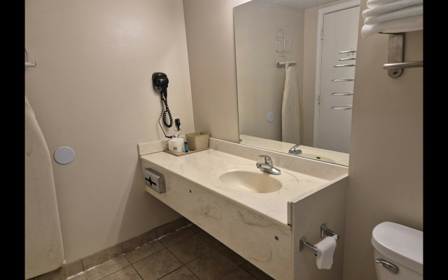 General Bragg Inn & Suites Chickamauga