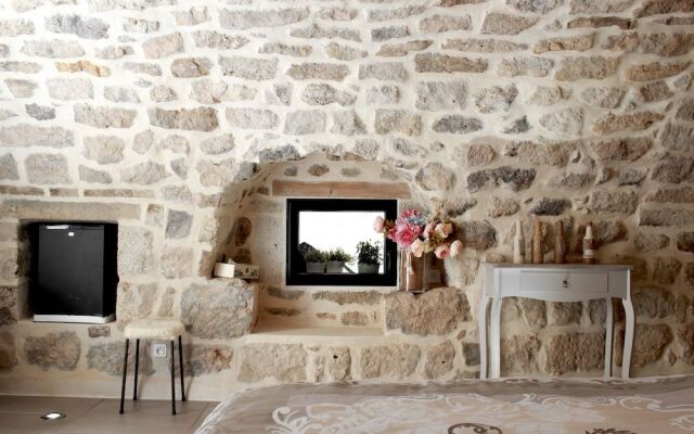 Le Pressoir De La Deveze