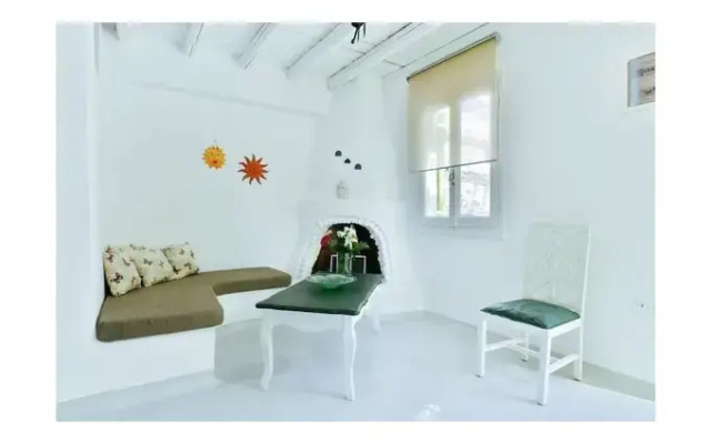 Cozy 2-bedroom House in Tinos