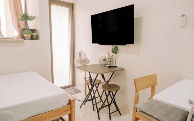 Tropical Bliss in the Metro