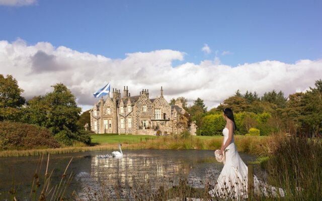 Trump MacLeod House & Lodge, Scotland