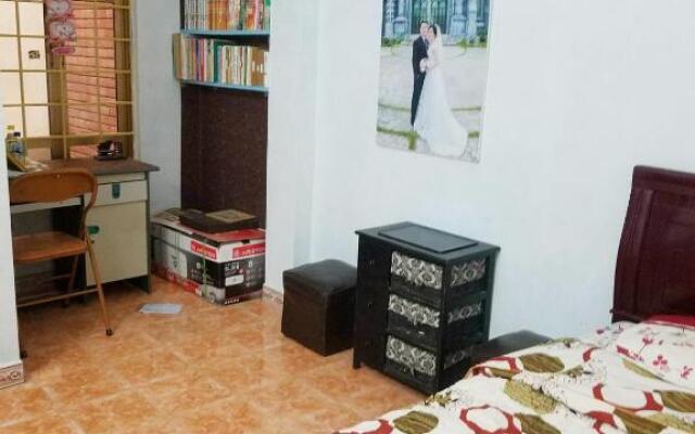 Private room, international area, near Airport