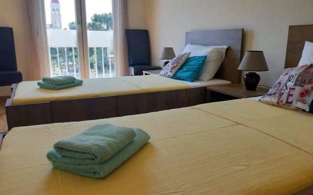 Apartman Petrovic CITY CENTER TROGIR