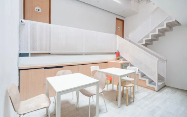 Hotel O Pondok Indah Near Gandaria City Formerly Odori Residence