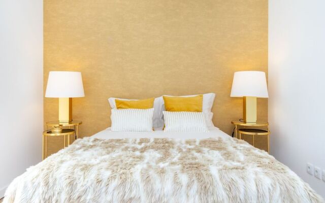 Golden Premium Apartment