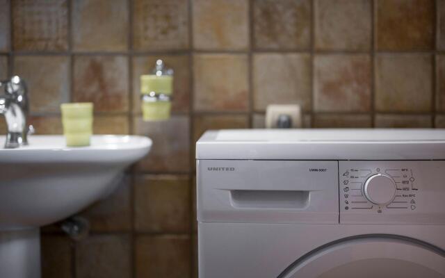 Athina Traditional Villa | Stalos