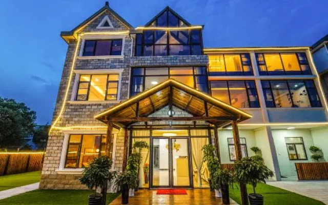Shanghai Manga Boutique B&B