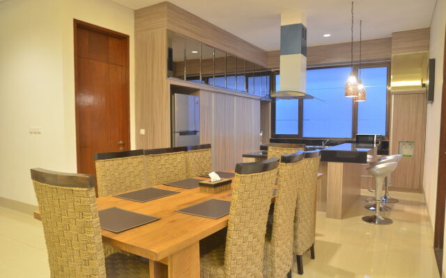 Chamomile Hill View 6BR Villa pool and movie room