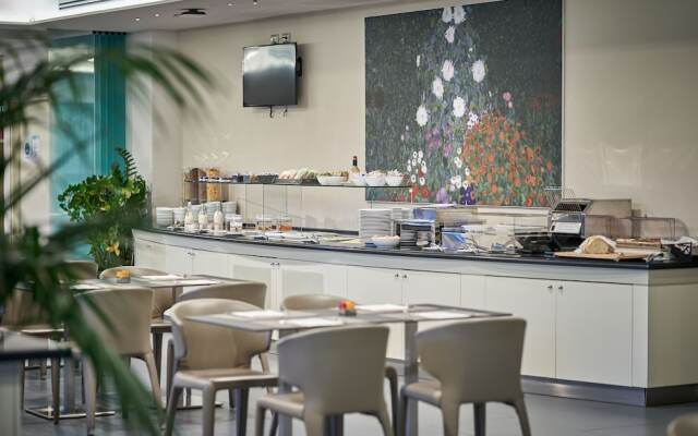 Holiday Inn Bologna City