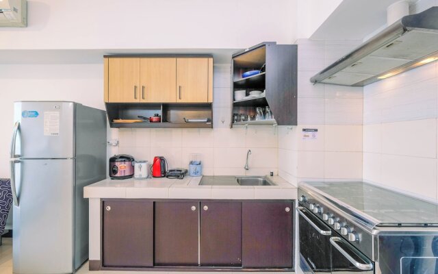 Homey And Warm 1Br Apartment At Ambassade Kuningan