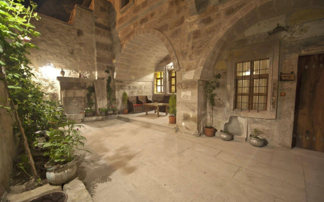 Terra Cave Hotel
