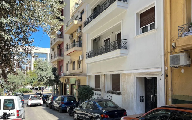 Modern apartment near Lycabettus hill with balcony