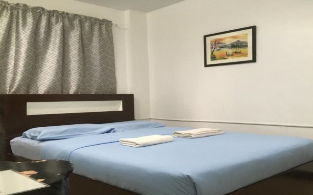 Red-C Residences