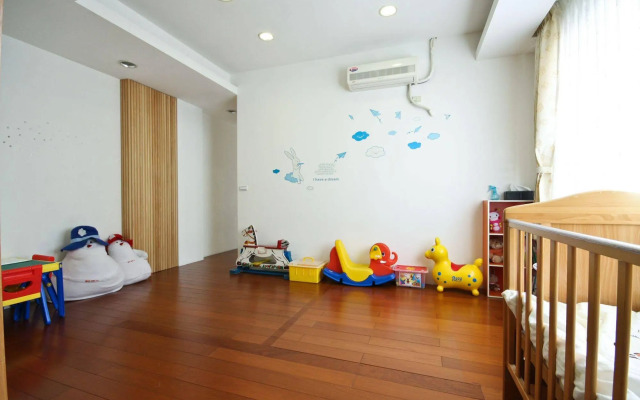 VV House