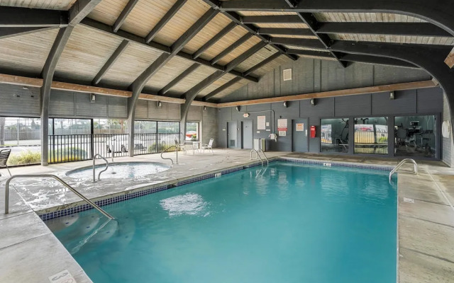 Windward Pointe 1002