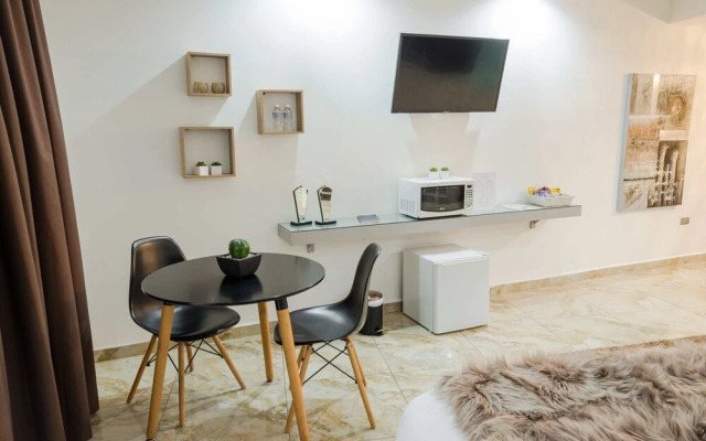 Basha Hotel & Restaurant