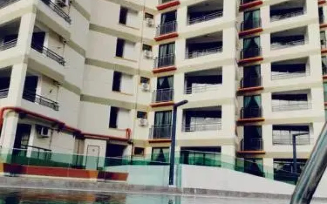 Marina Heights Resort