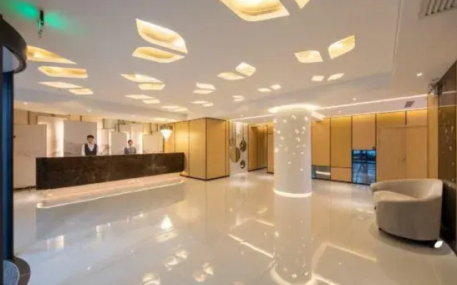 Orange Hotel Select (Beijing Asian Games Village Bird's Nest)