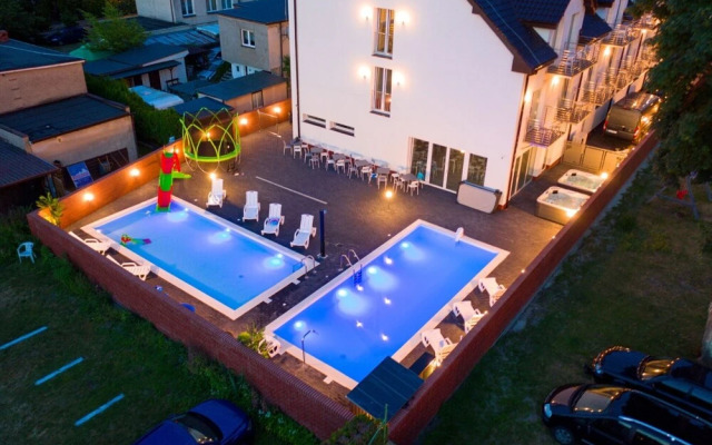 Pod Winogronem - Apartamenty Z Basenem