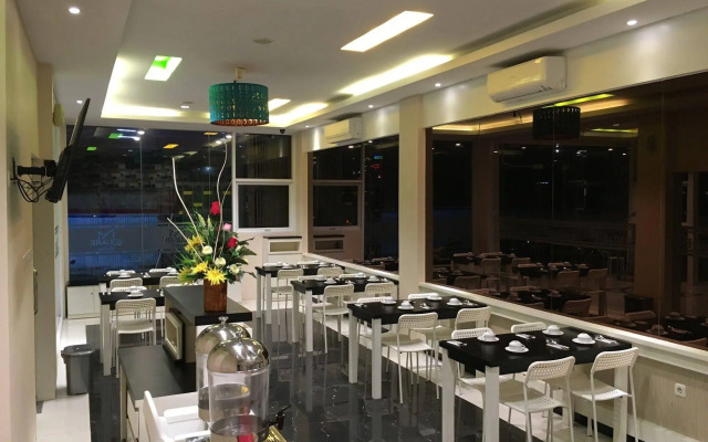 Msquare Hotel