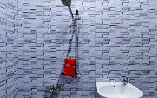 RedDoorz Plus Near Taman Lalu Lintas Bandung