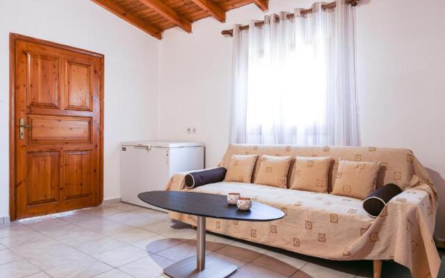 Creta 2 bedrooms 6 persons village house