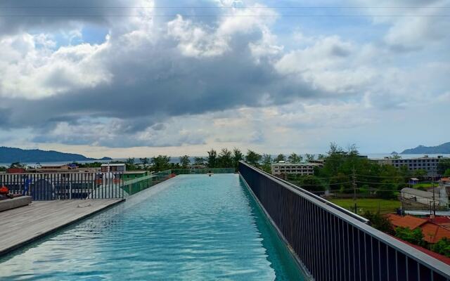 Patong Beach Luxury Condo