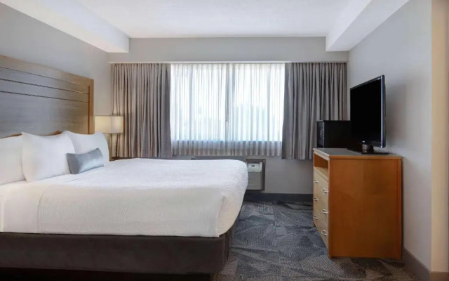 Victoria Airport/Sidney Travelodge