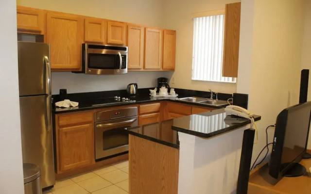 Regal Oaks 4 Bed Townhome