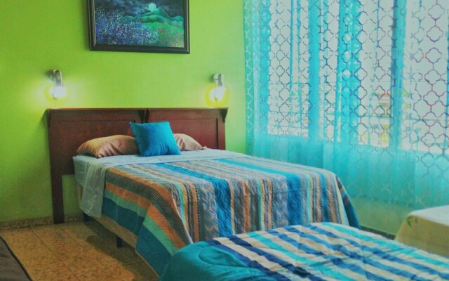 Hotel Oasis