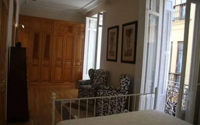 Echegaray Suites