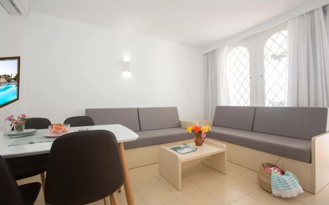 Gavimar Ariel Chico Hotel and Apartments