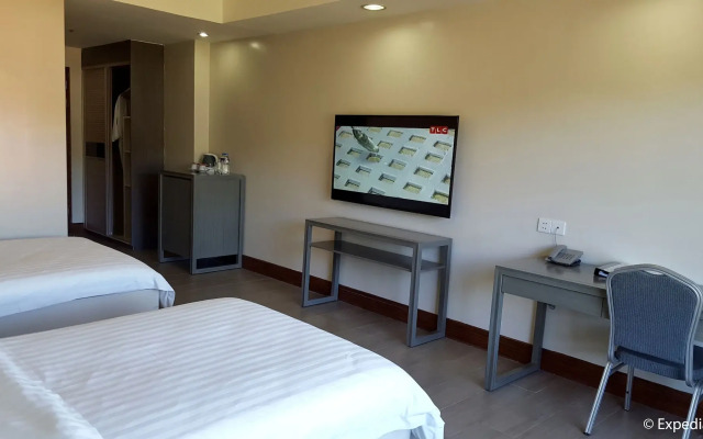 Newtown Plaza Hotel
