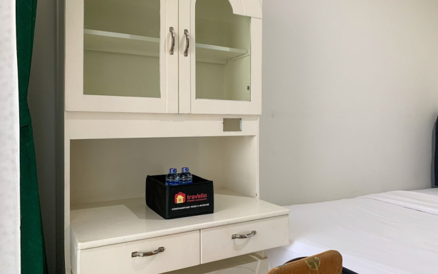 Minimalist And High Floor Studio Room At Gold Coast Apartment – Guest Rooms – Jakarta