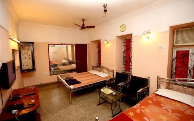 Central Guest House