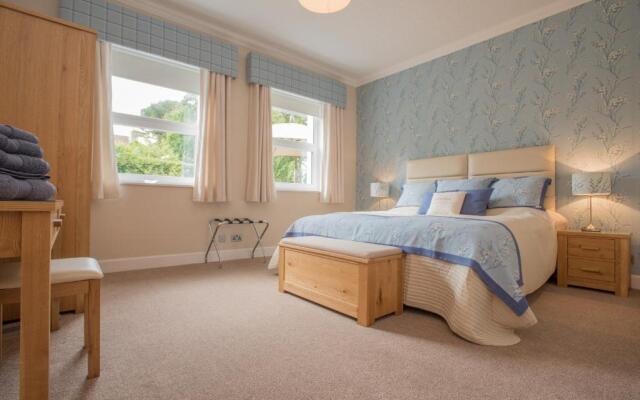 Seaview Lodge