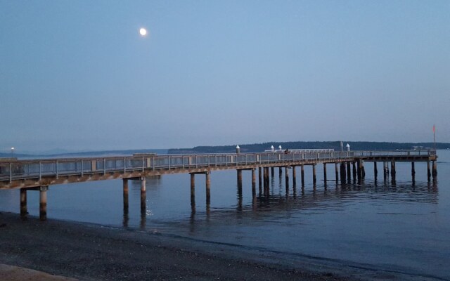 Huber's Inn Port Townsend