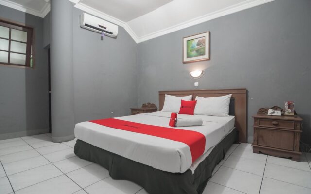 RedDoorz @ Cihampelas