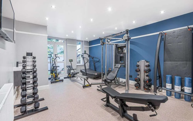 Bob W London Earl's Court -Warwick Road