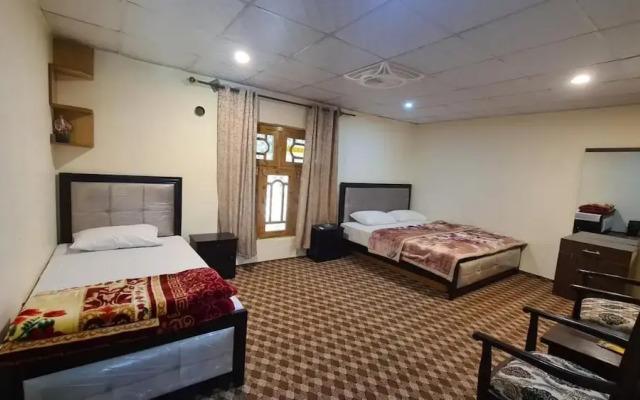 Rus Olive Lodge