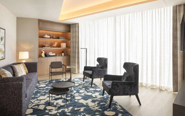 Caesars Republic Scottsdale, a Hilton Hotel