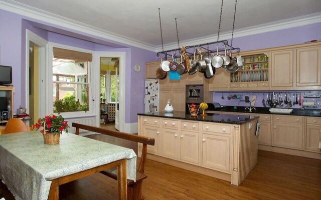 The Brick House Bed  Breakfast