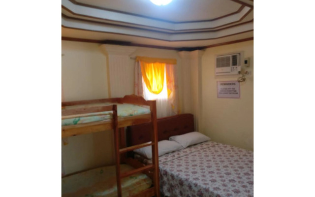 Lisa's Guesthouse by OYO Rooms
