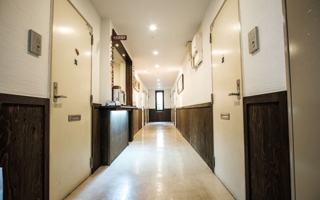 Guest House HANA Fushimi Inari