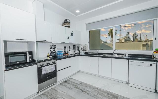 Luxury Modern White Villa on Island 9,500 sqft