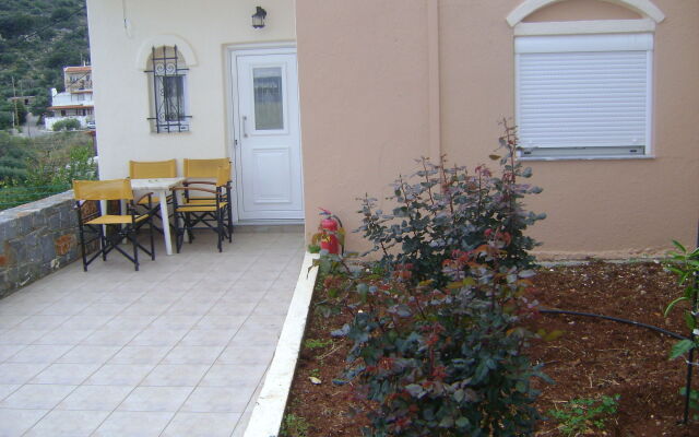 Kavousanos Apartments